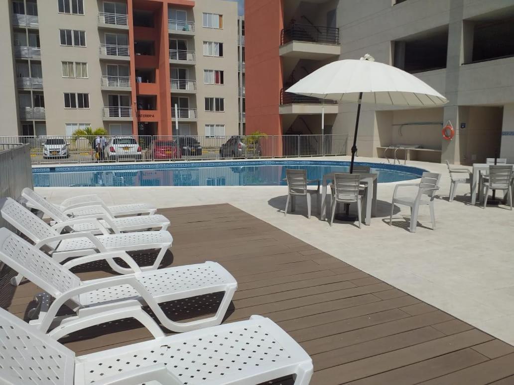 Con Piscina *